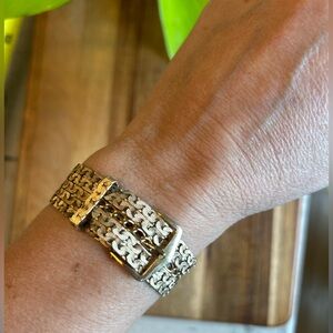 ☀️Elegant Gold Women's Bracelet